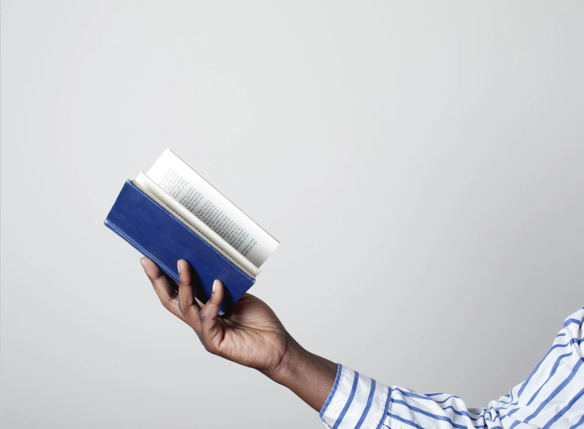 Чтение книги